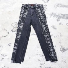 画像1: 【Wiz&Witch】"DIRTY BEAUTIFUL" SKULL TWINS DENIM PANTS / W30 (1)