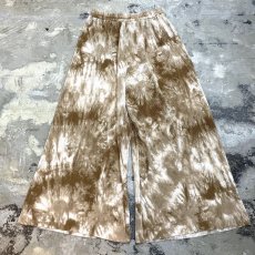 画像1: TIE DYE PATTERN PLEATED WIDE SILHOUETTE PANTS / W25~ (1)