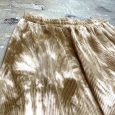 画像3: TIE DYE PATTERN PLEATED WIDE SILHOUETTE PANTS / W25~ (3)