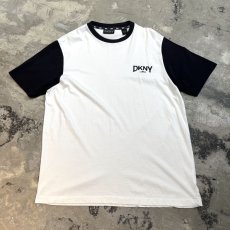 画像1: 【DKNY】LOGO EMBROIDERY SWITCHED S/S TEE / Mens L (1)