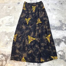 画像2: ALL OVER TIE DYE PATTERN HAND CRAFTED SKIRT / W26~ (2)