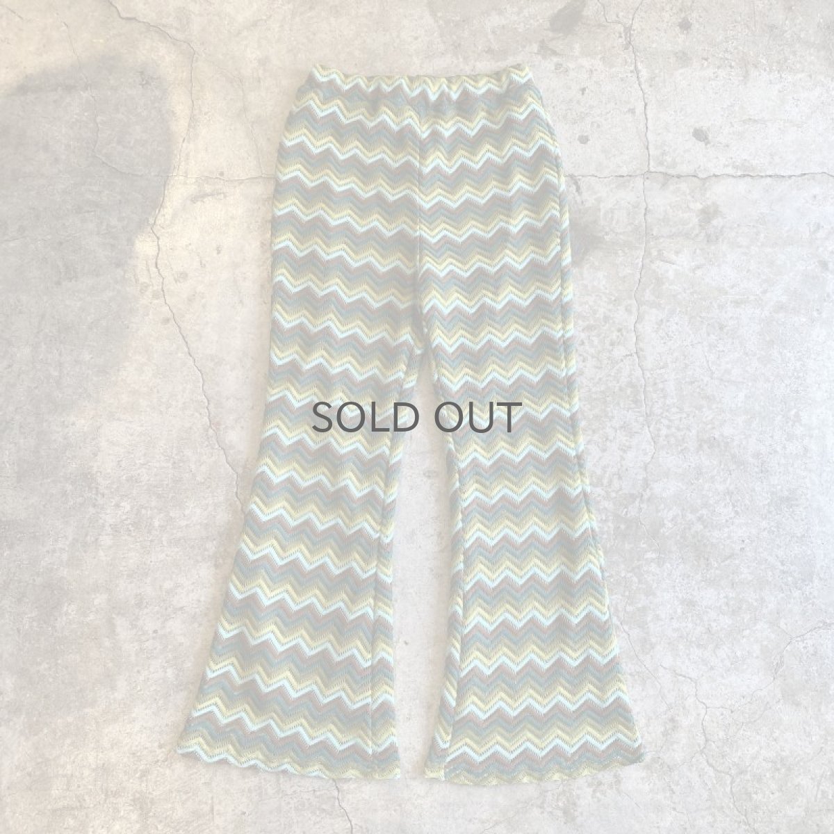 画像1: WAVE PATTERN COLOR DESIGN CROCHET KNIT FLARE PANTS / W25~W32 (1)