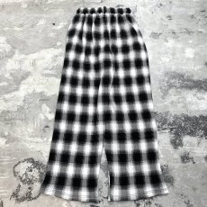 画像2: OMBRE CHECK PATTERN PLEATED WIDE PANTS / FREE (2)