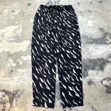 画像1: ALL OVER PATTERN BICOLOR TAPERED PANTS / ~W36 (1)