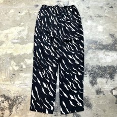 画像2: ALL OVER PATTERN BICOLOR TAPERED PANTS / ~W36 (2)