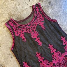 画像3: COLOR EMBROIDERY DESIGN PATTERN TULLE N/S TOPS / Ladies M (3)