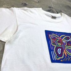 画像3: 90's BUTTERFLY PATCHED S/S TEE / Mens XL / MADE IN USA (3)