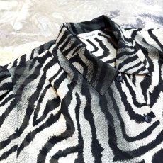 画像3: GRADATION ZEBRA PATTERN SHEER S/S SHIRT / Mens M (3)