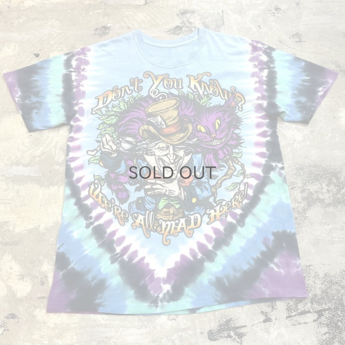 画像1: "ALICE IN WONDERLAND" PRINTED TIE DYE PATTERN S/S TEE / Mens L (1)