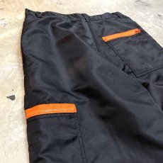 画像9: ZIP GIMMICK MULTI POCKET NYLON PANTS / W27 (9)