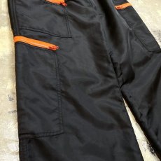 画像5: ZIP GIMMICK MULTI POCKET NYLON PANTS / W27 (5)