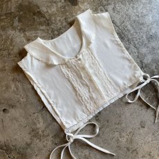 画像3: POINT LACE SHORT DESIGN COLLAR VEST / Ladies M (3)