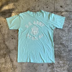 画像1: 80's PALE TONE FRONT FLOCKY PRINTED DESIGN S/S TEE / Ladies M / MADE IN USA  (1)