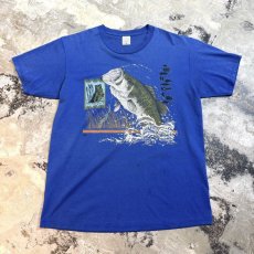 画像1: 90's BLACK BASS PRINTED S/S TEE / Mens L / MADE IN USA (1)