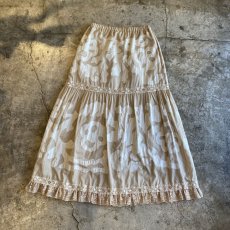 画像2: PATCH DESIGN POINT LACE TIERED FLARE LONG SKIRT / W25~W31 (2)