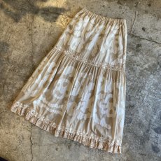 画像4: PATCH DESIGN POINT LACE TIERED FLARE LONG SKIRT / W25~W31 (4)