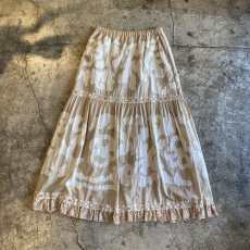 画像1: PATCH DESIGN POINT LACE TIERED FLARE LONG SKIRT / W25~W31 (1)