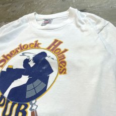 画像4: 80's "SHERLOCK HOLMES PUB" PRINTED S/S TEE / Mens L / MADE IN USA (4)