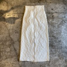 画像1: EMBOSS DESIGN FRONT ZIP STRAIGHT SKIRT / W26~W28 (1)