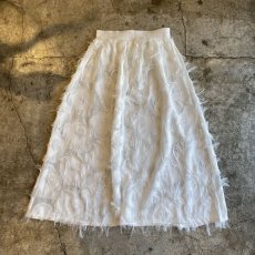 画像2: WHITE COLOR FEATHER FRINGE DESIGN SHEER SKIRT / W24~W29 (2)