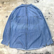 画像1: 90's FRONT POCKET BAND COLLAR DENIM L/S SHIRT / Mens L (1)