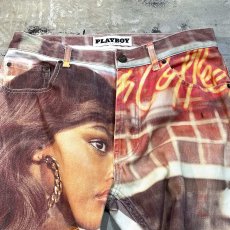 画像11: "PLAYBOY" ALL OVER GRAPHIC PATTERN DENIM PANTS / W33 (11)