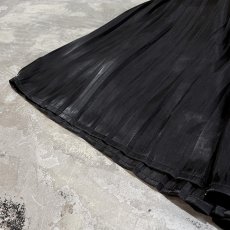 画像7: LUSTER BLACK COLOR PLESTED DESIGN SKIRT / W26~ (7)