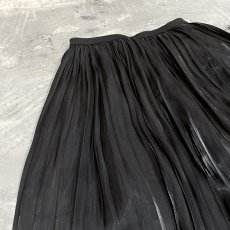 画像9: LUSTER BLACK COLOR PLESTED DESIGN SKIRT / W26~ (9)