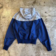 画像2: 70's【NIKE】BI COLOR DESIGN NYLON ZIP UP JACKET / Ladies M(S) / MADE IN USA (2)