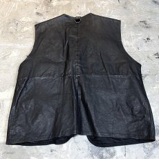 画像2: MULTI POCKET FRONT REAL LEATHER ZIP UP VEST / Mens XL (2)