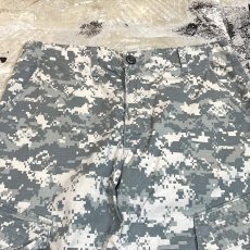 画像10: ALL OVER DIGITAL CAMOUFLAGE PATTERN CARGO PANTS / W31 (10)