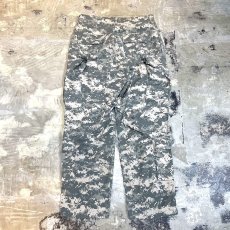 画像2: ALL OVER DIGITAL CAMOUFLAGE PATTERN CARGO PANTS / W31 (2)