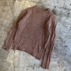 画像4: 2 TONE COLOR DESIGN CABLE KNIT SWEATER / Ladies S(M) / MADE IN USA  (4)