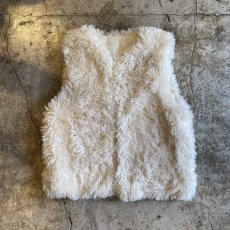 画像1: WHITE COLOR FAUX FUR DESIGN VEST / Ladies M (1)