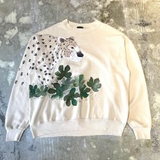 画像1: 90's HAND DRAWING LEOPARD PATTERN SWEAT / Mens XL / MADE IN USA (1)