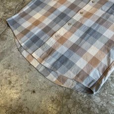 画像4: 【BURBERRYS】GLEN CHECK PATTERN POINT EMBROIDERY DESIGN L/S SHIRT / Ladies M  (4)