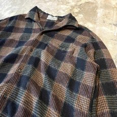 画像4: ALL OVER CHECK PATTERN OPEN COLLAR L/S SHIRT / Mens L / MADE IN FRENCH (4)