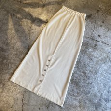 画像4: FRONT DOWN BUTTON DESIGN SLIT LONG SKIRT / W25~W30 (4)