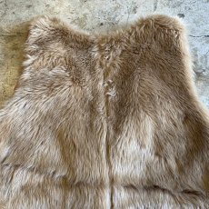 画像9: BEIGE COLOR FAUX FUR DESIGN VEST / Ladies M (9)