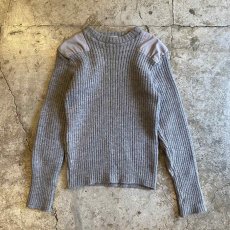 画像1: 【L.L.BEAN】MILITARY SHOULDER ELBOW PATCH DESIGN SWEATER / Ladies M / MADE IN ENGLAND (1)