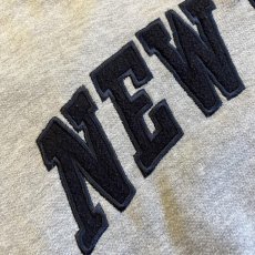 画像9: "NEW YORK" LOGO PATCH EMBROIDERY CRASH DAMAGE DESIGN SWEAT HOODIE / Ladies L(M)  (9)