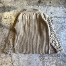 画像2: 【L.L.BEAN】BEIGE COLOR SHOULDER ELBOW PATCH DESIGN RIB KNIT SWEATER / Ladies L  (2)