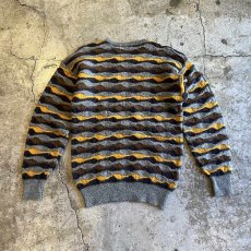 画像2: MULTI BORDER COLOR EMBOSS DESIGN KNIT SWEATER / Ladies M (2)