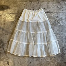 画像1: OLD WHITE COLOR SWITCHING DESIGN TIERED SHEER TULLE SKIRT / W23~W31 (1)