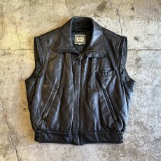 画像1: STITCH PATTERN REAL LEATHER ZIP UP VEST / Ladies L(50) / MADE IN ITALY (1)