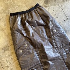 画像3: SIDE SLIT METALLIC QUILTING SKIRT / W22~W30 (3)