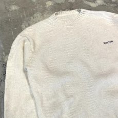 画像3: "NEW YORK" EMBROIDERY WHITE KNIT SWEATER / Mens L / MADE IN USA (3)