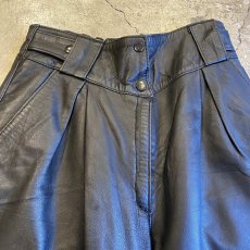 画像4: 80's LEATHER BLACK COLOR SIDE LACE UP WAIST DESIGN PANTS / W25~W28 (4)