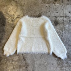 画像2: WHITE COLOR LONG SHAGGY V NECK DESIGN KNIT TOPS / Ladies M (2)