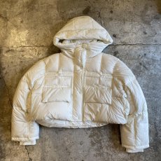 画像1: WHITE COLOR SHORT DESIGN HOODIE DOWN JACKET / Ladies M (1)